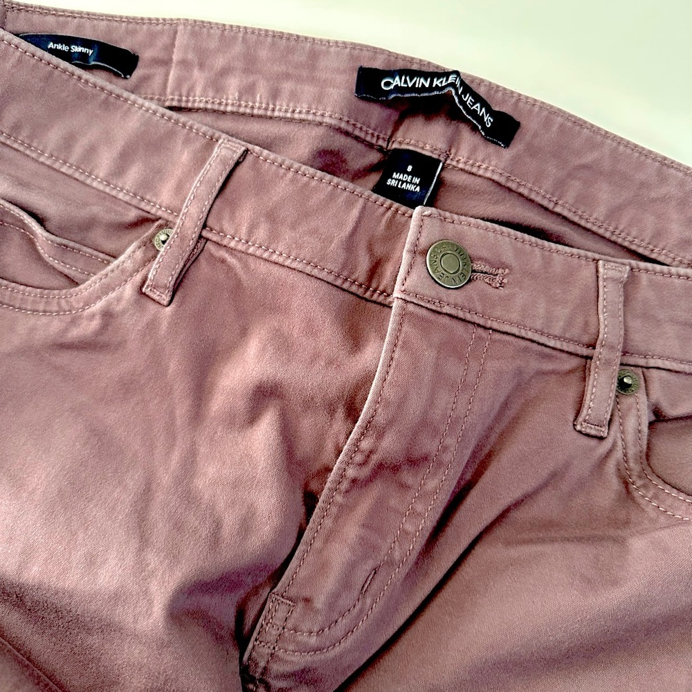 Calvin Klein: size 8, purple , ankle skinny jeans